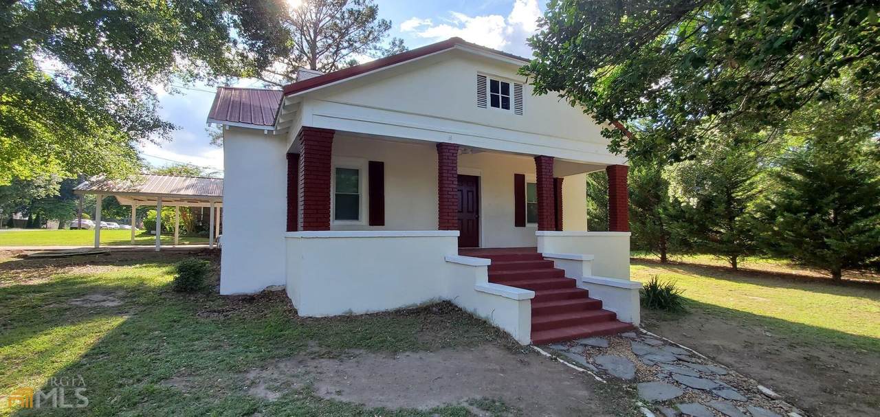 135 Hampton Street - Photo 1