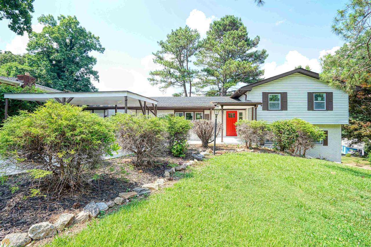 3075 Hazelwood Drive - Photo 1