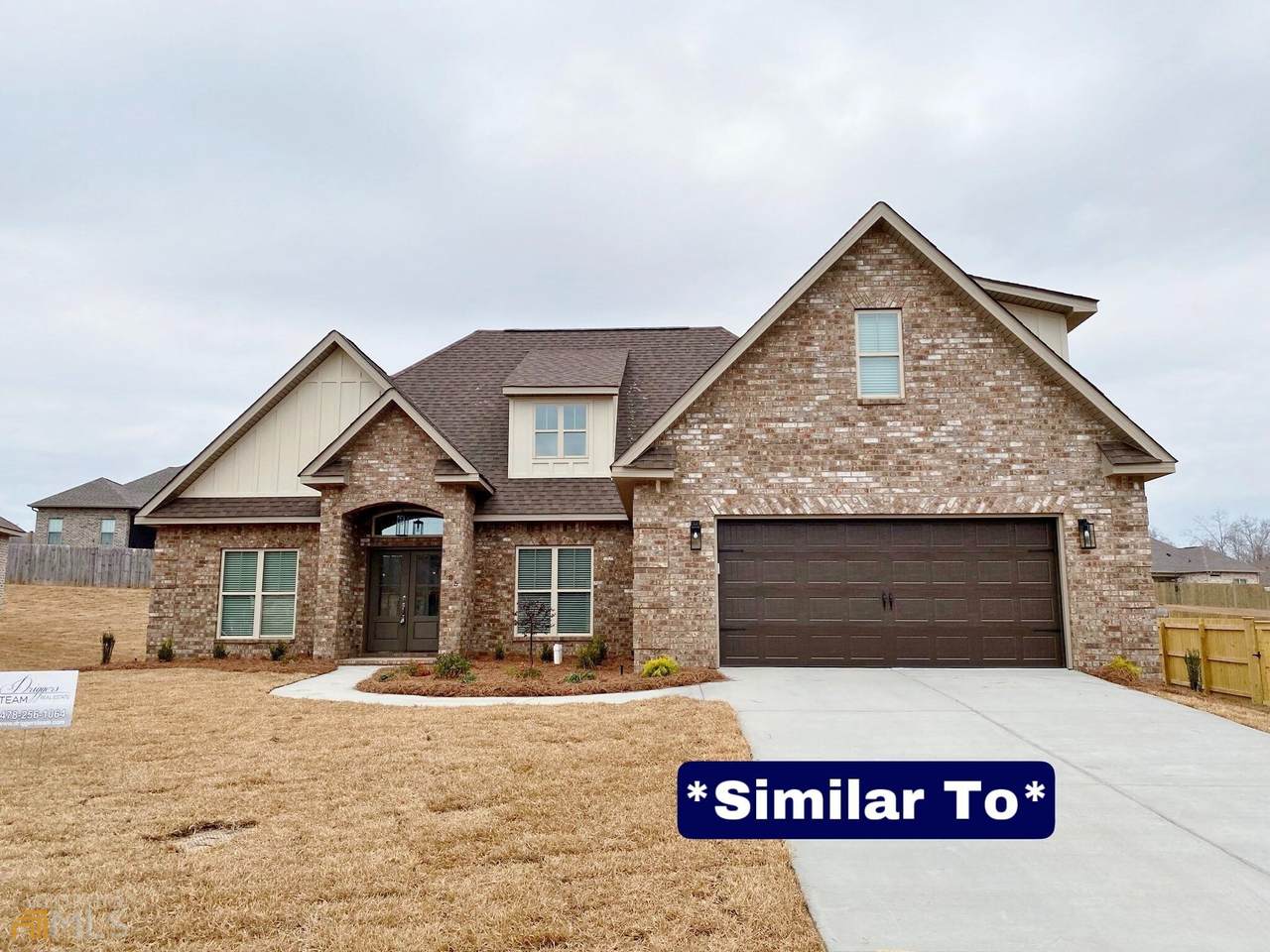 211 Rustic Live Oak Trail - Photo 1