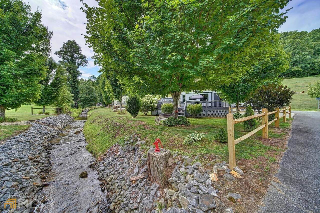 17 Lauren Drive - Photo 1