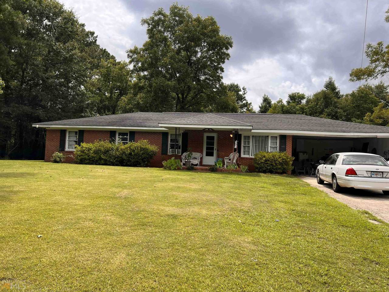 1540 Rainey Rd - Photo 1