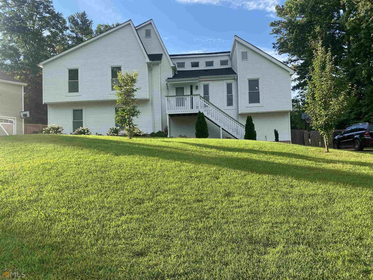 6598 Oakwood Dr. - Photo 1