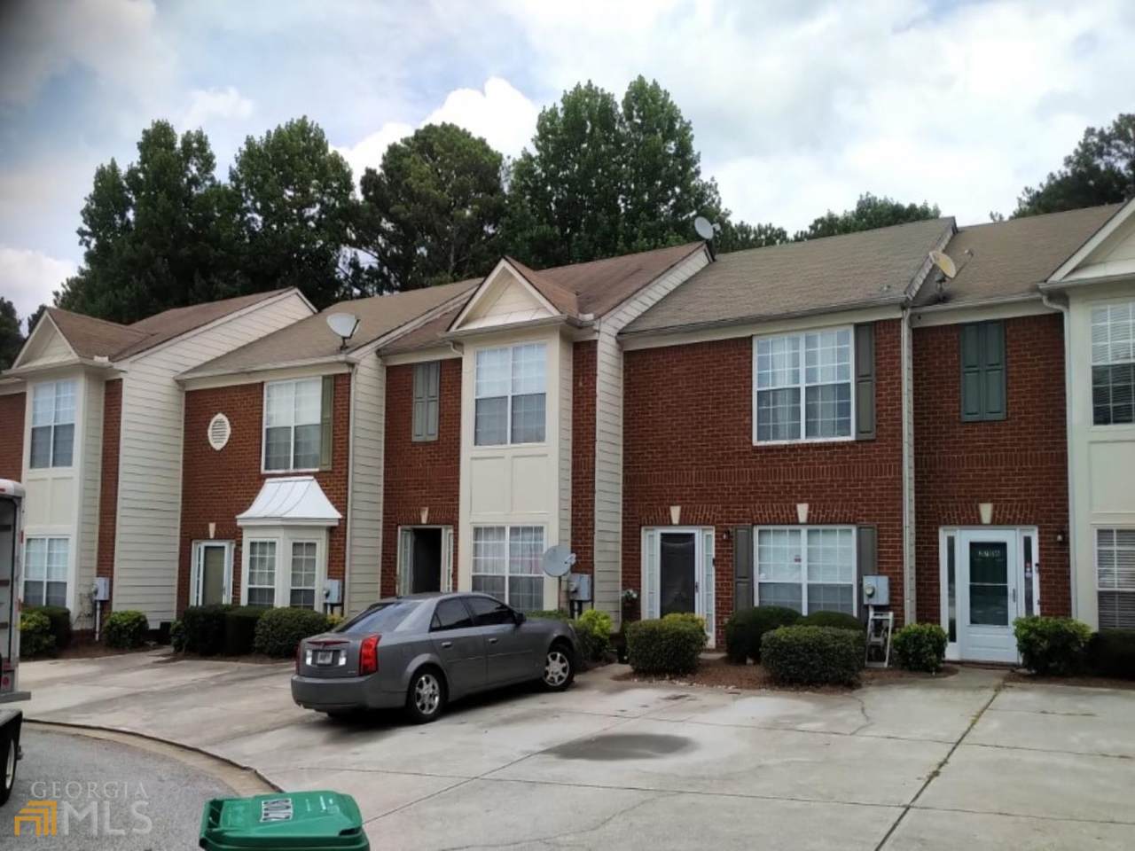 2712 Parkway Trail - Photo 1