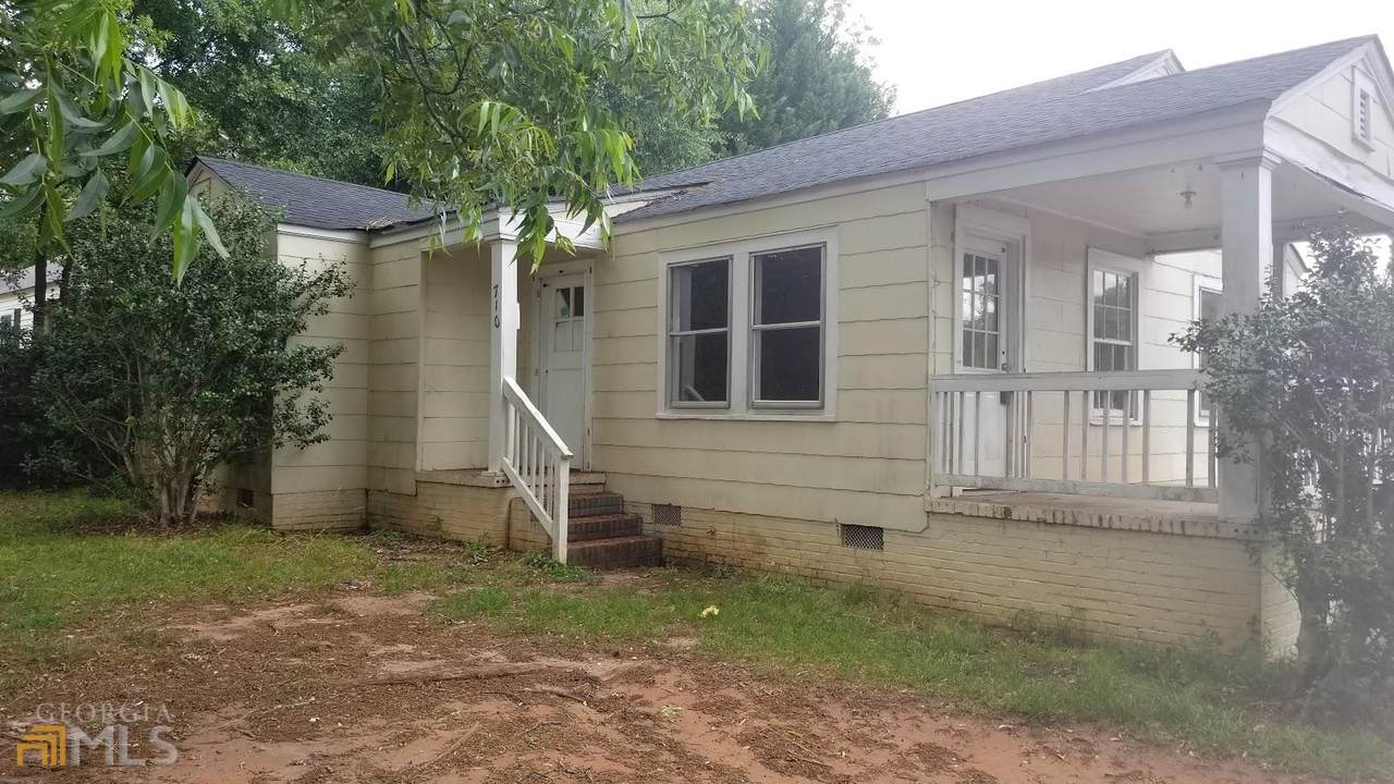 710 Main Street - Photo 1