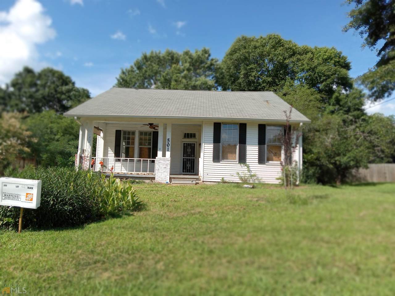 501 Harris Avenue - Photo 1