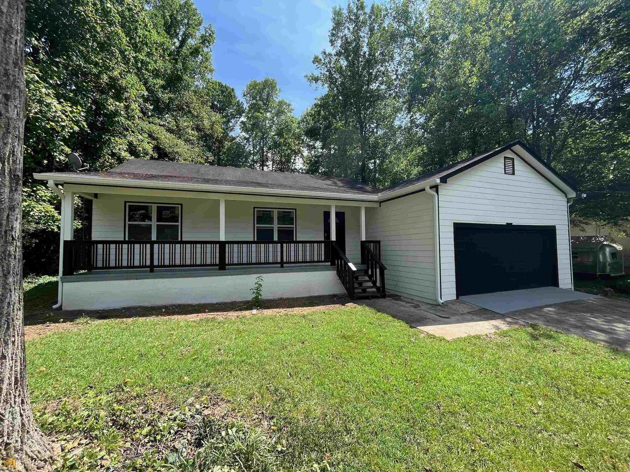 60 Oakridge Drive - Photo 1