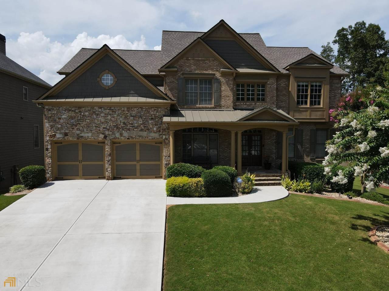 2608 Lakefield Court - Photo 1