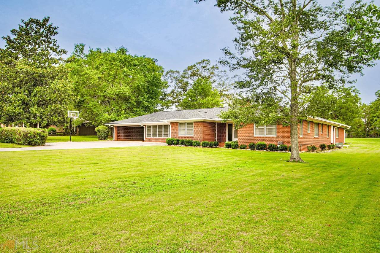 285 Flat Shoals Road - Photo 1