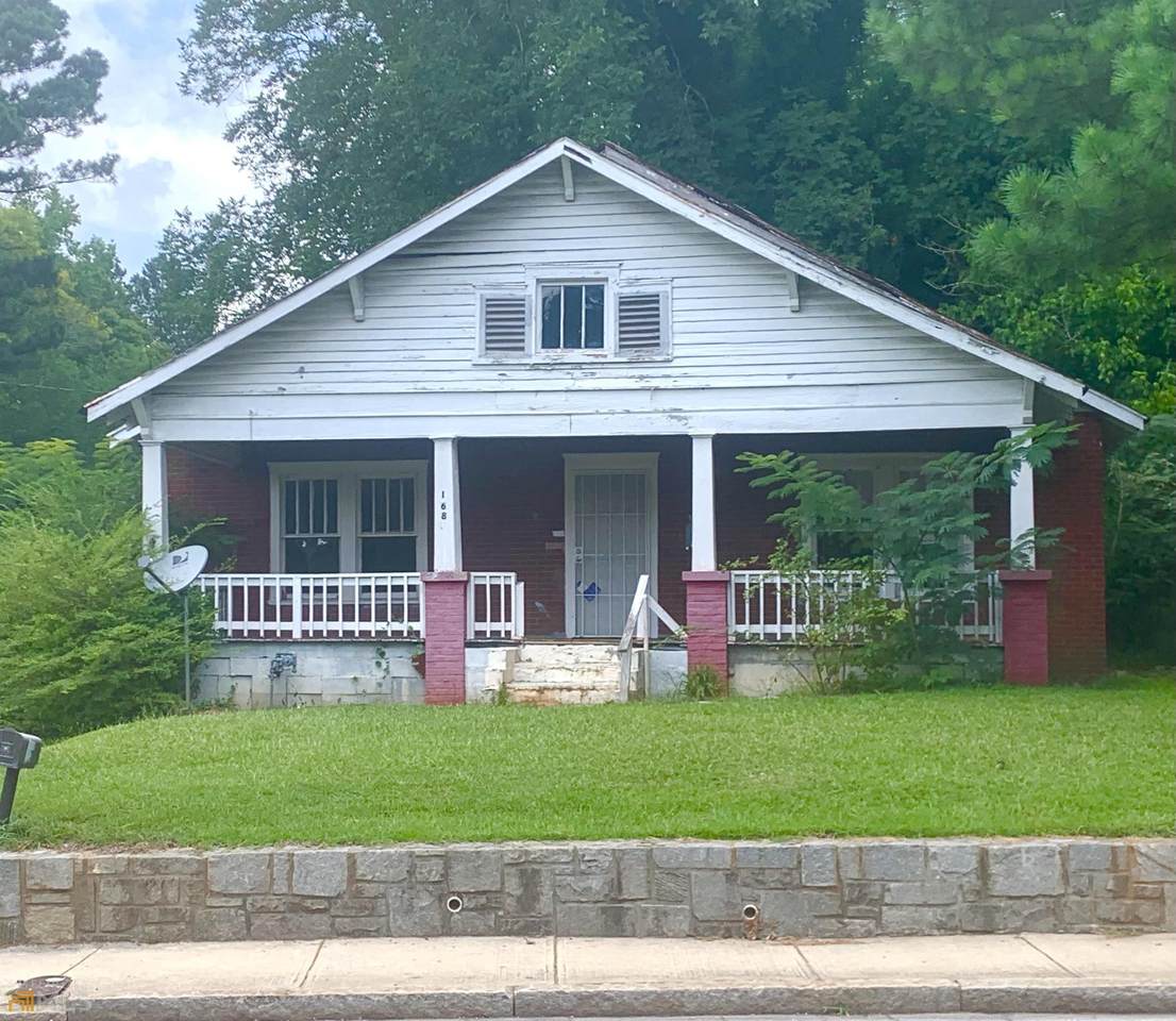 1689 Campbellton Road - Photo 1