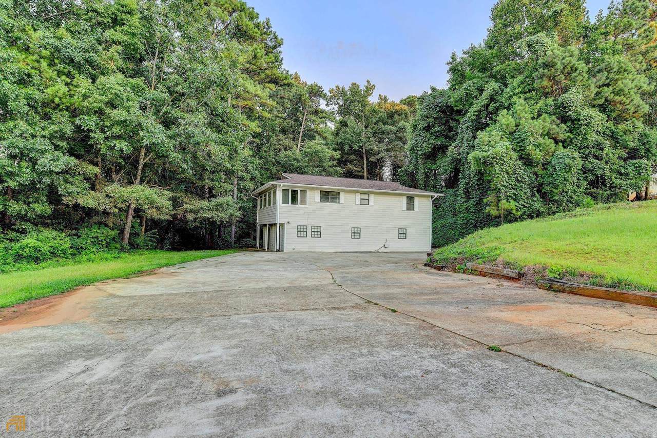 3353 Shoreland Dr - Photo 1