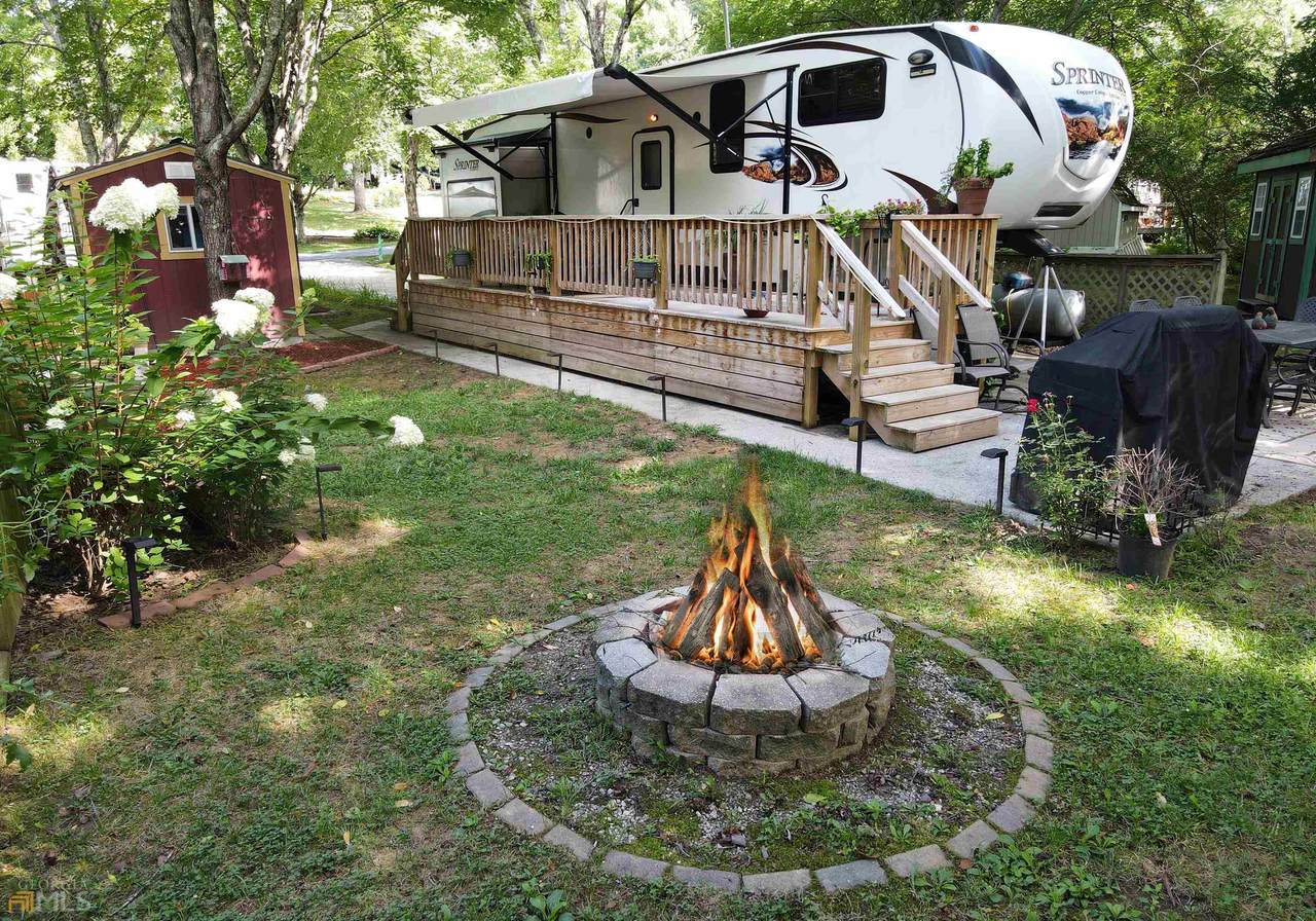 185 Moccasin Lane - Photo 1