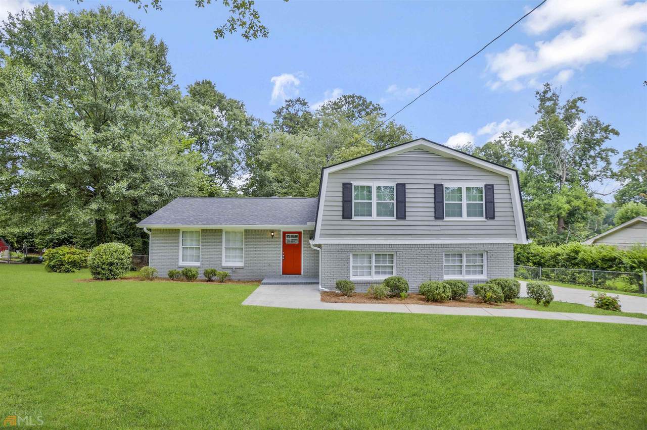 277 Lancelot Way - Photo 1