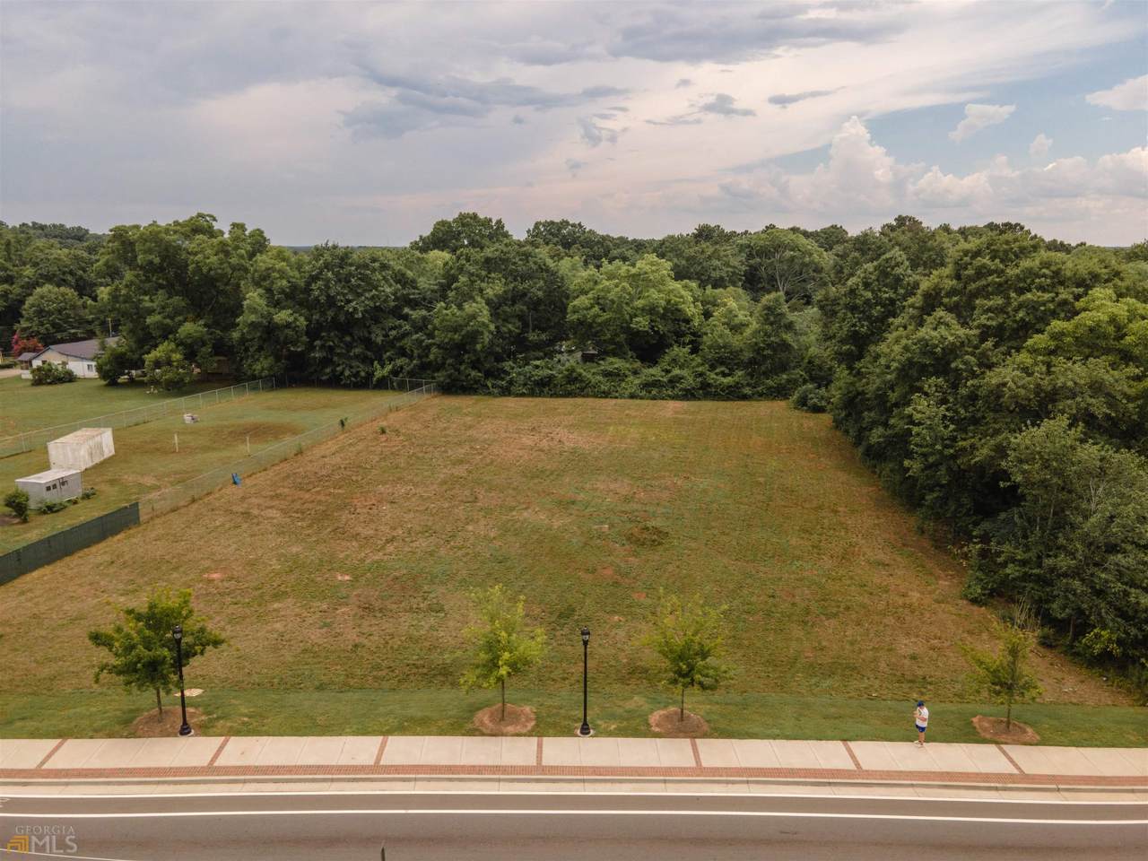 511 Broad Street - Photo 1