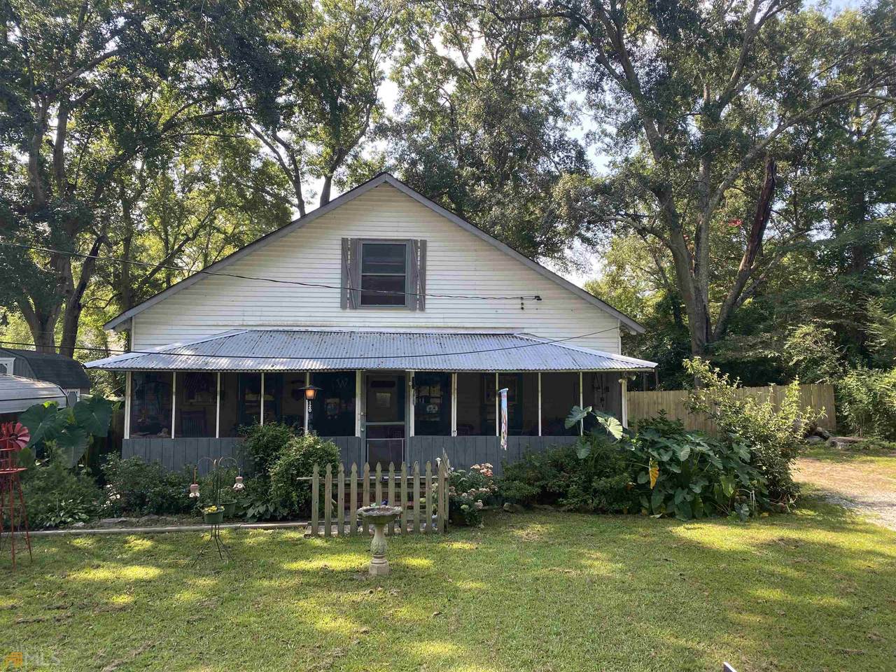 120 Sargent Keller Street - Photo 1