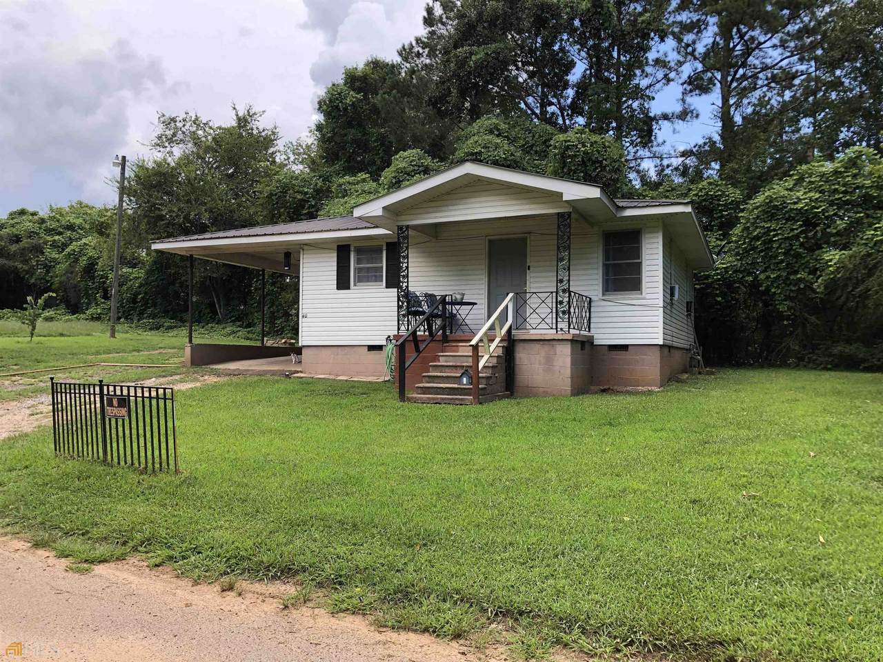 40 Bannister Drive - Photo 1