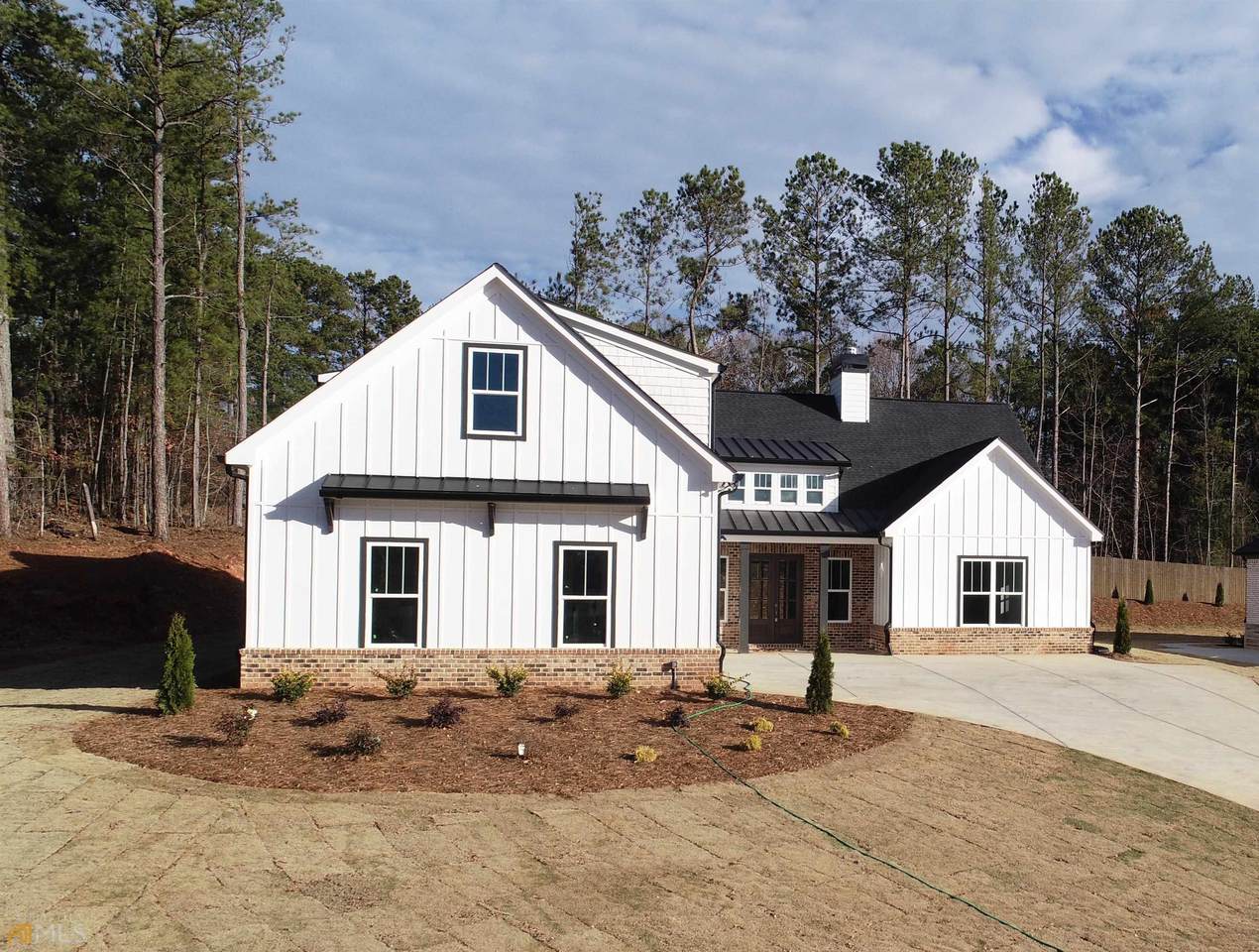 6982 Deaton Henry Road - Photo 1
