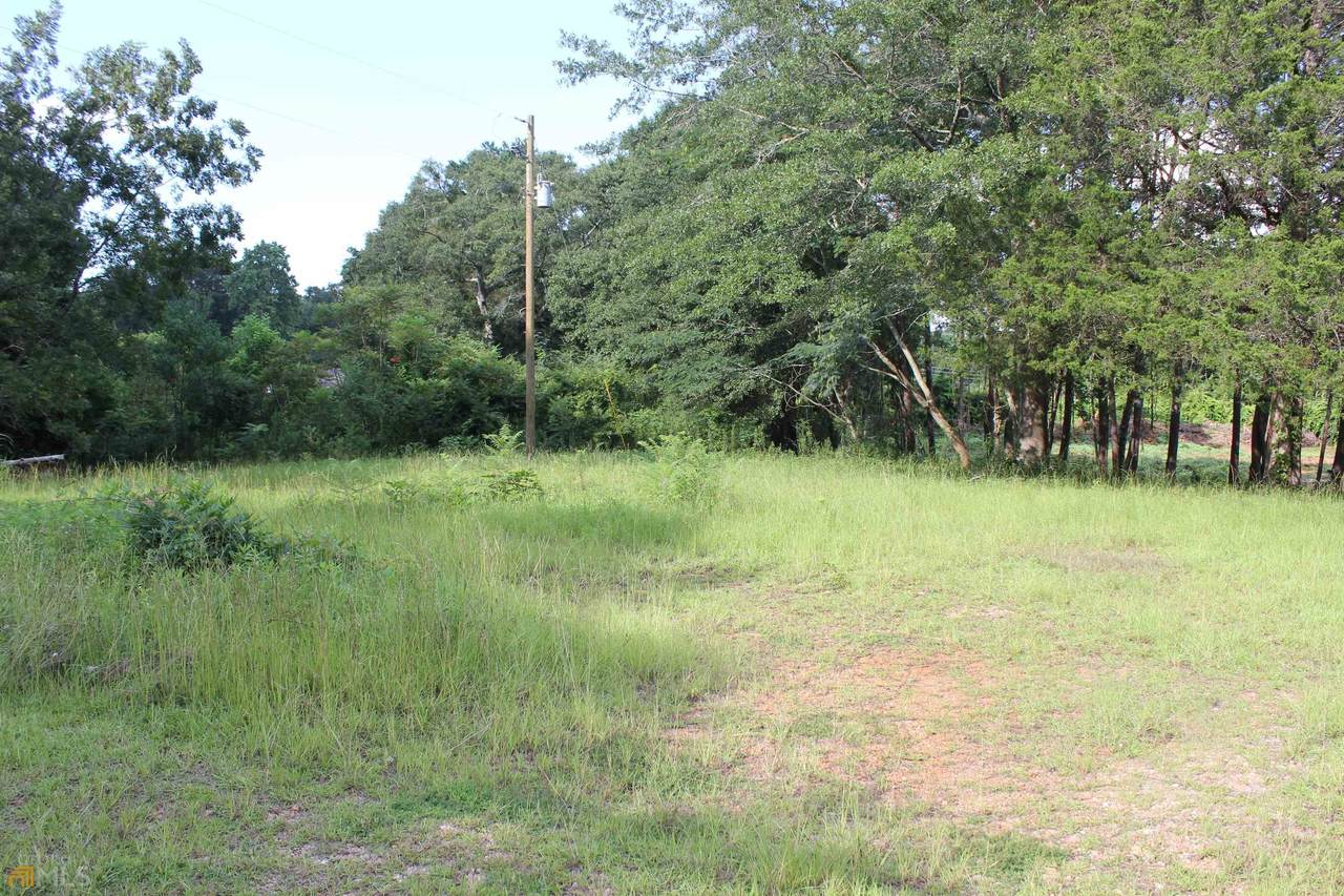801 River Road - Photo 1