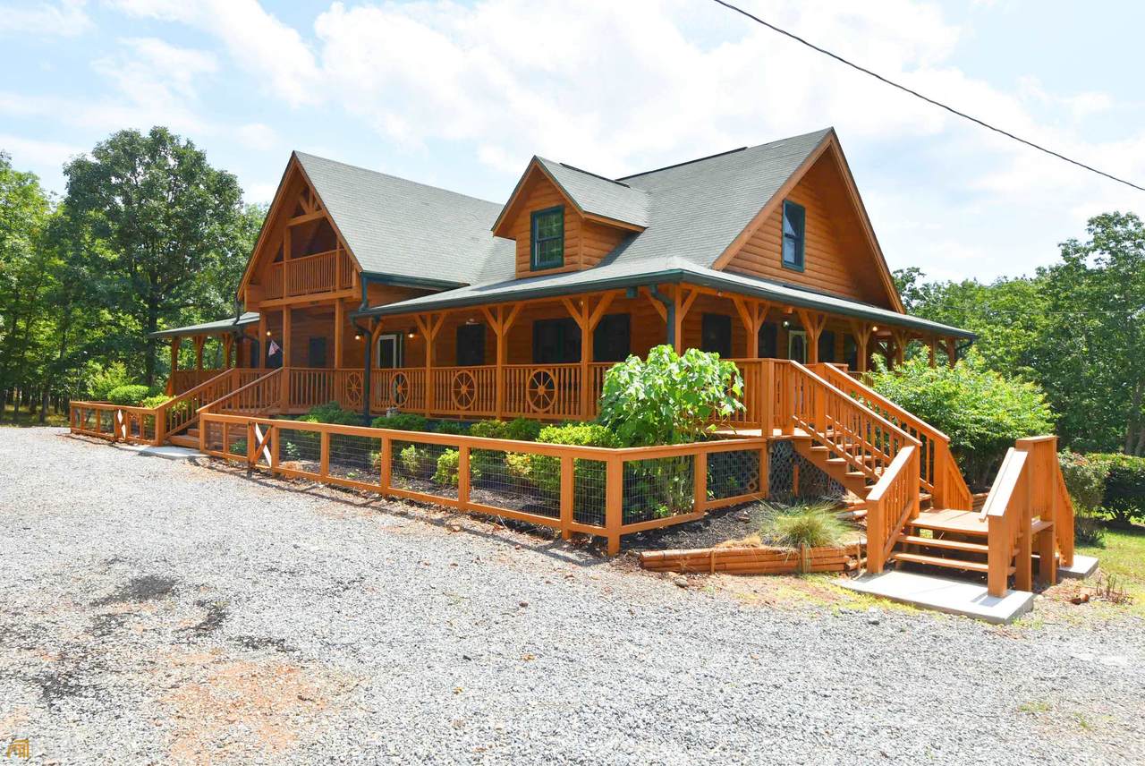 324 Gail Lane - Photo 1