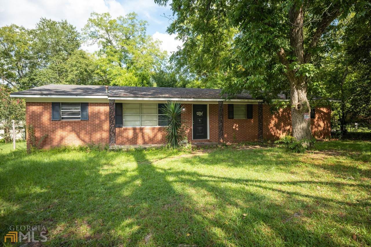 2405 Belmont Avenue - Photo 1
