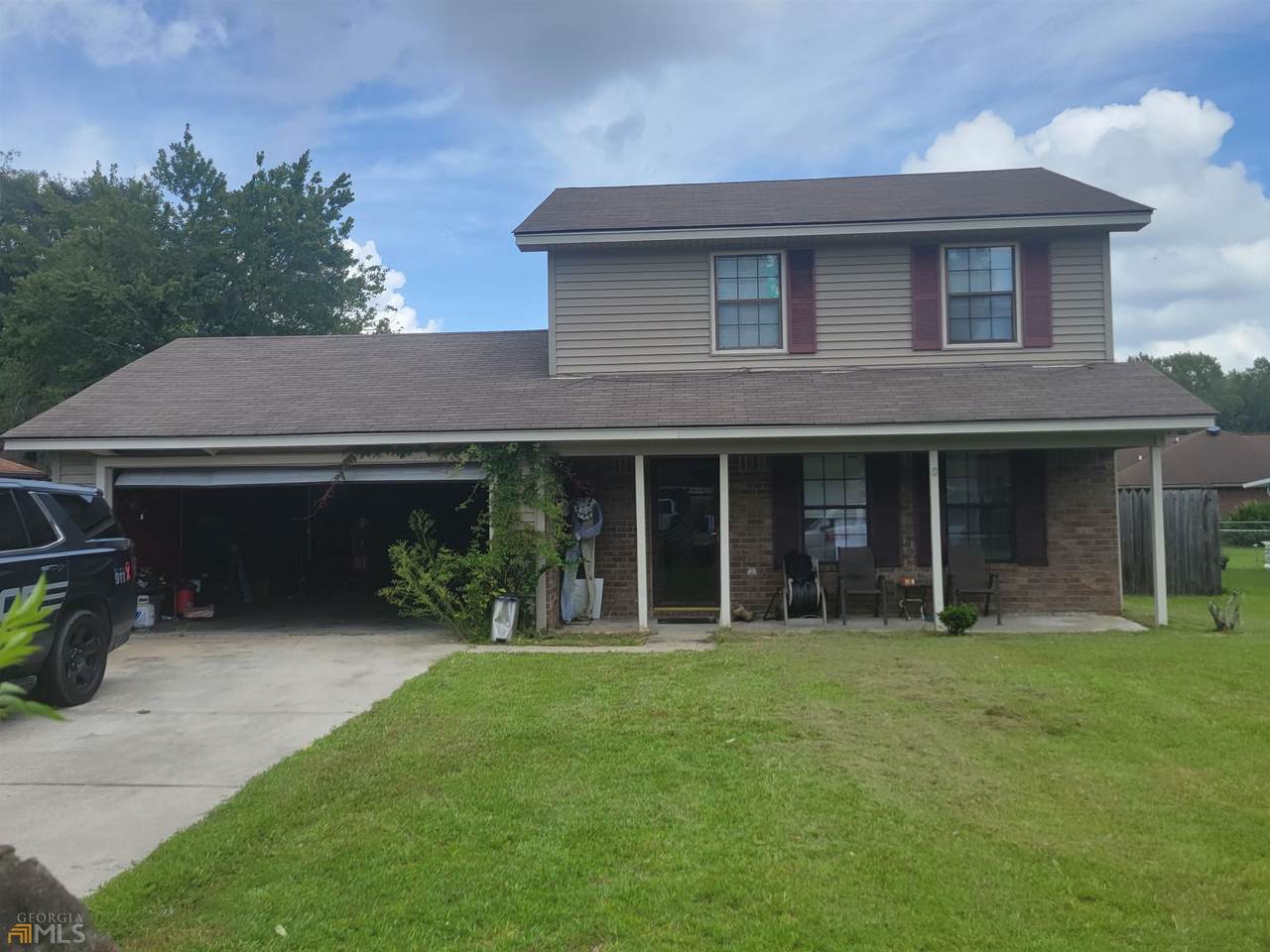 102 Thornbriar Drive - Photo 1