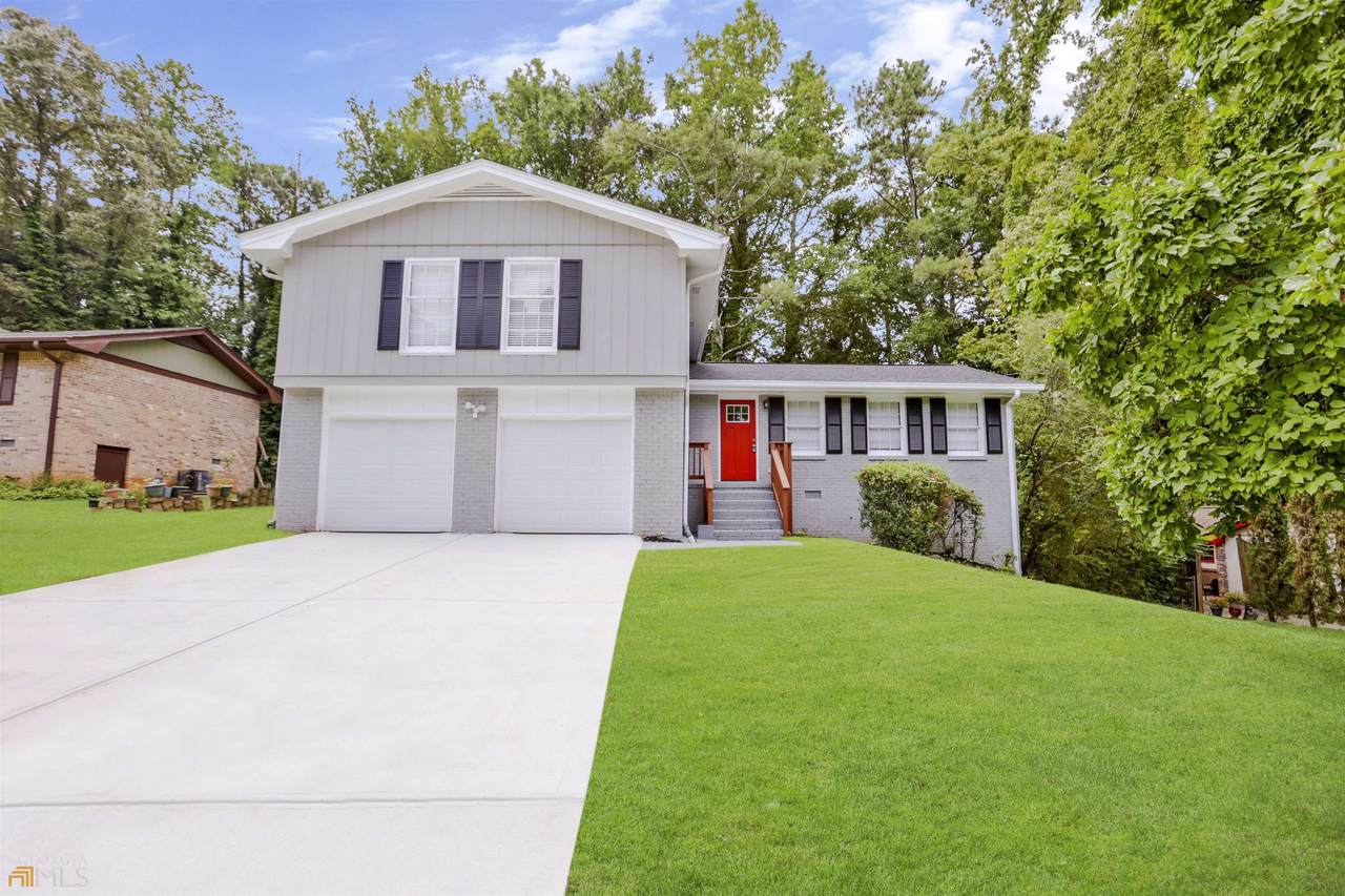 3206 Wakefield Drive - Photo 1