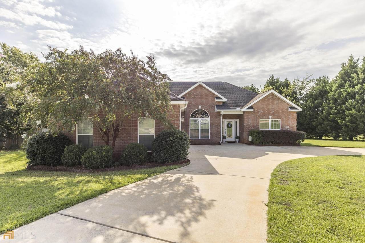 110 Mallards Landing Drive - Photo 1