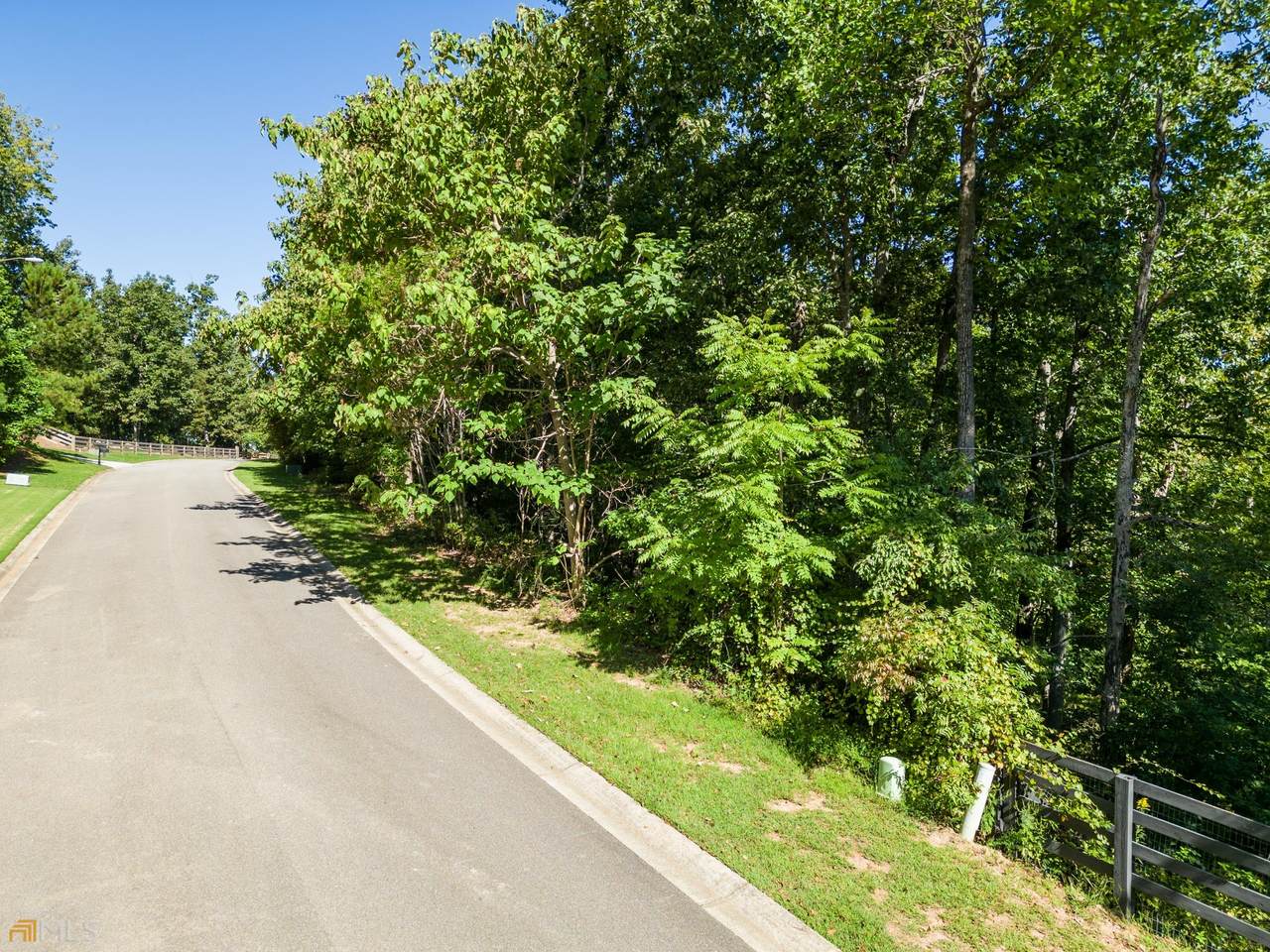 112 Equest Drive - Photo 1