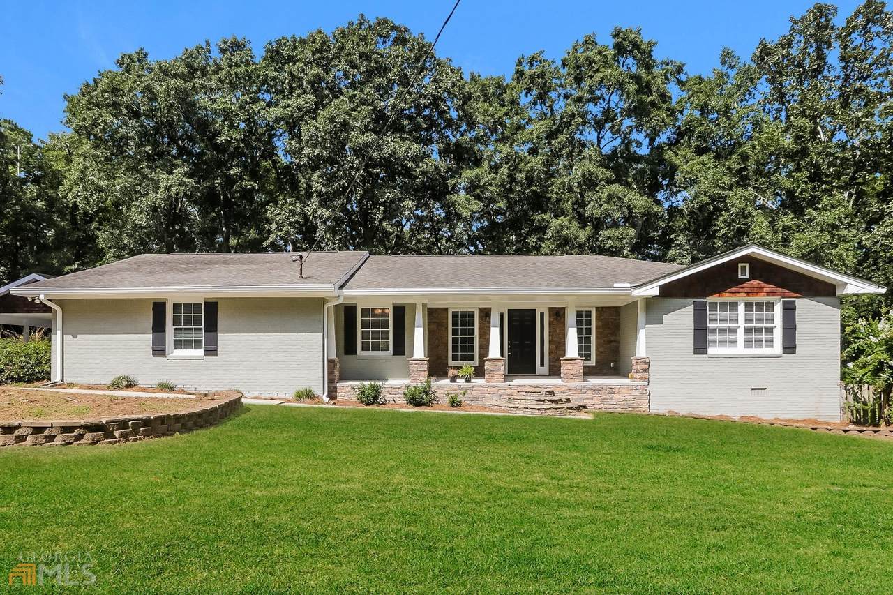 1400 Springwood Drive - Photo 1