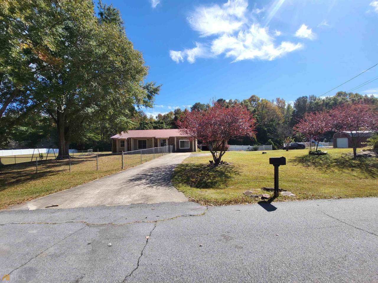 69 Park Drive - Photo 1