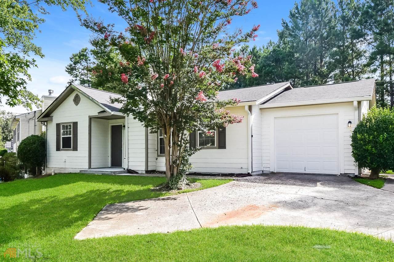 2775 Robinson Wood Drive - Photo 1