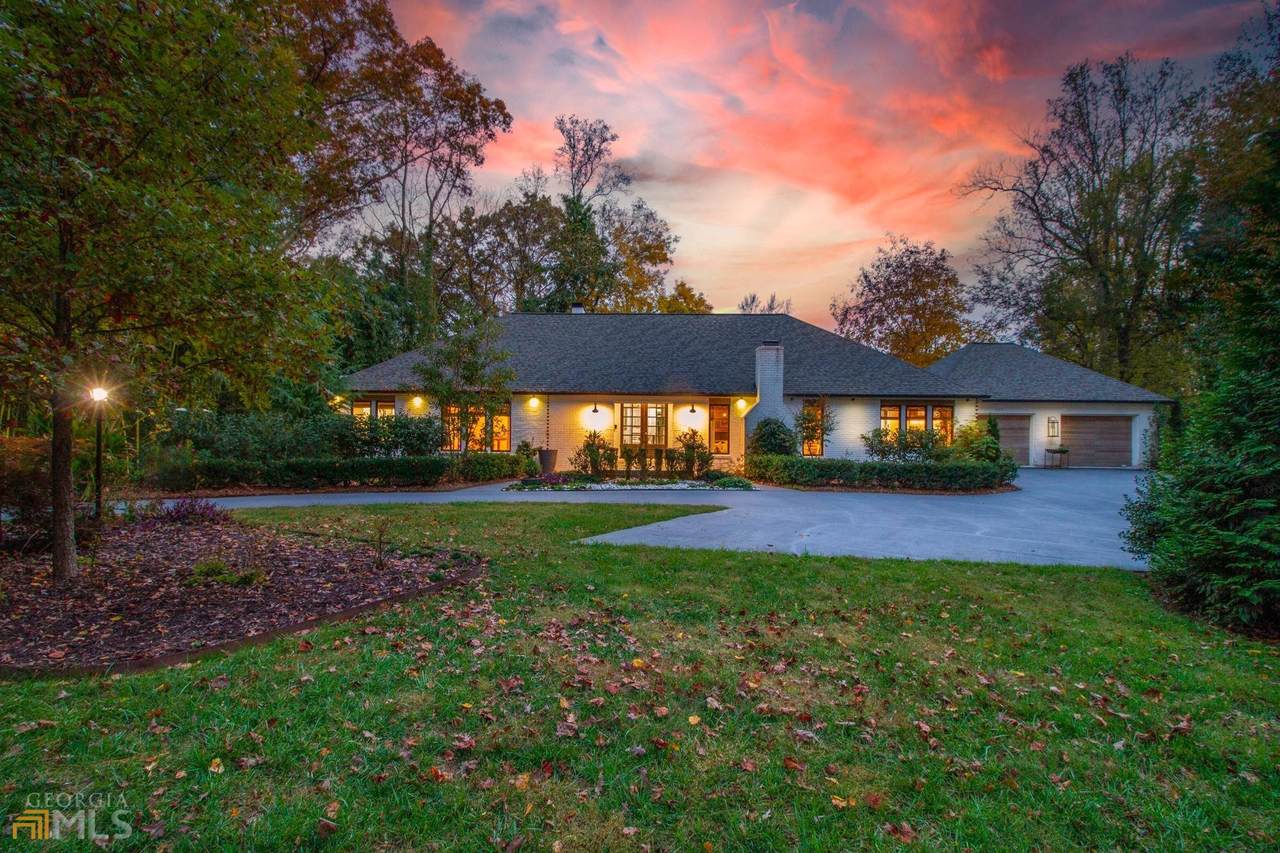 555 Longview Drive - Photo 1