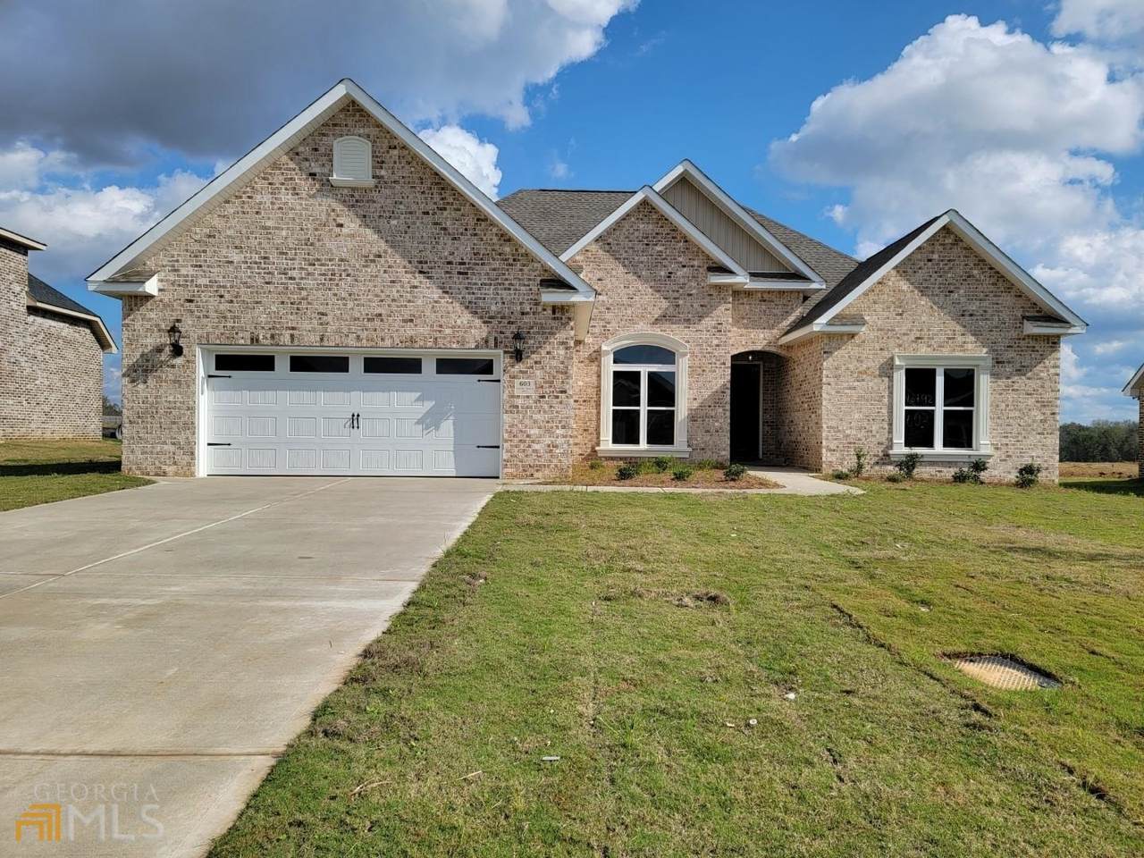 603 Jeffery Thomas Drive - Photo 1