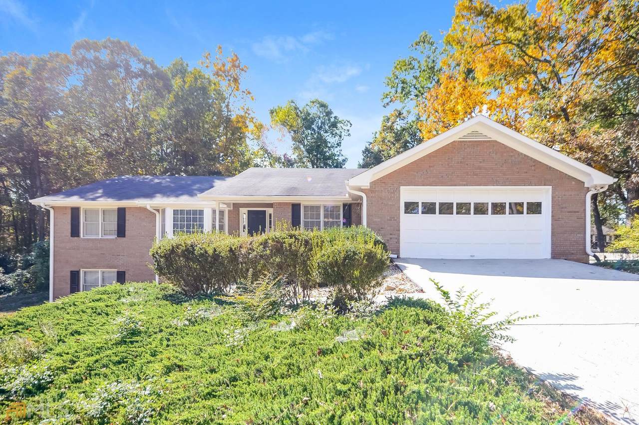 902 Hickory Nut Lane - Photo 1