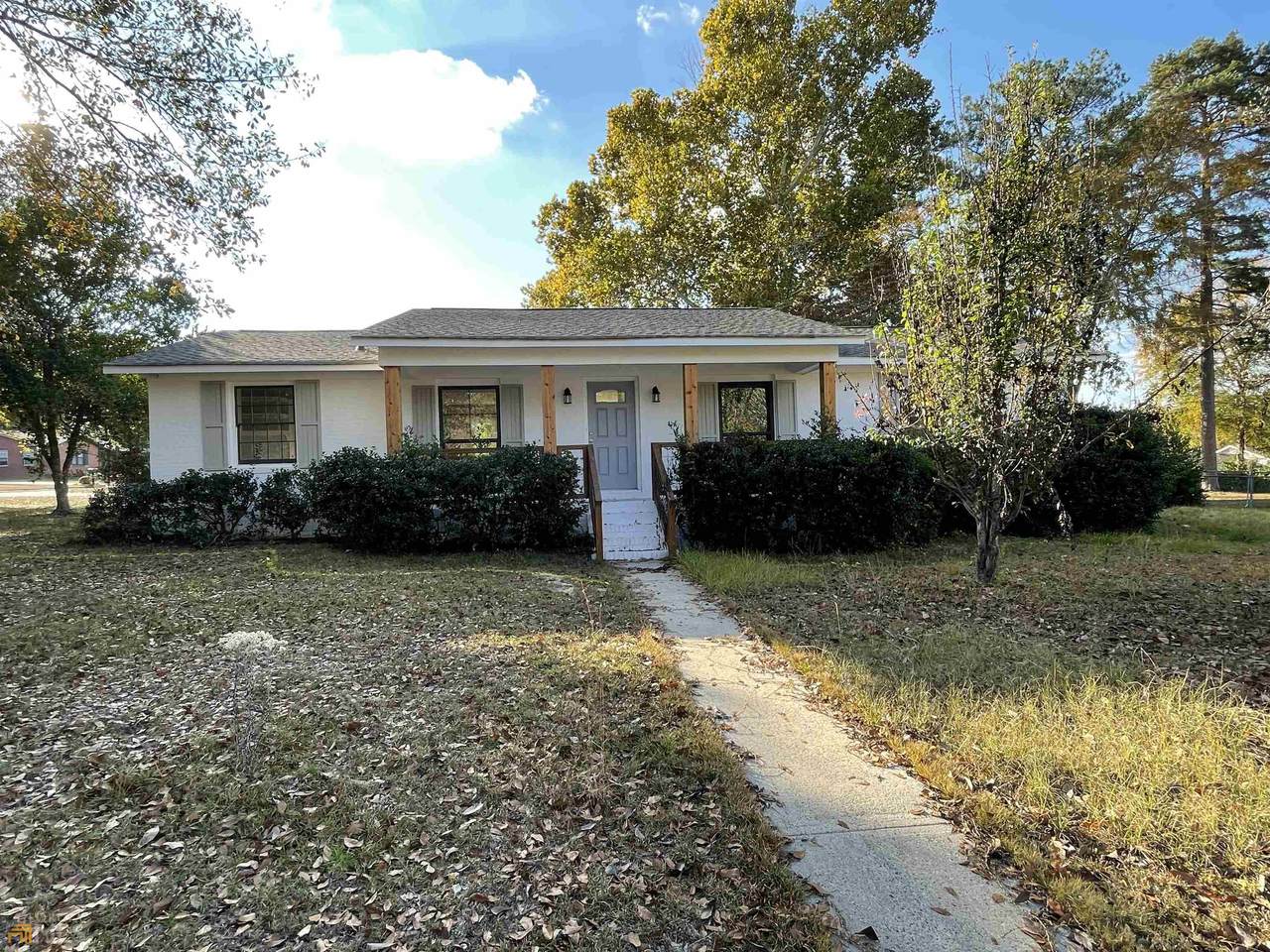115 Shelia Drive - Photo 1