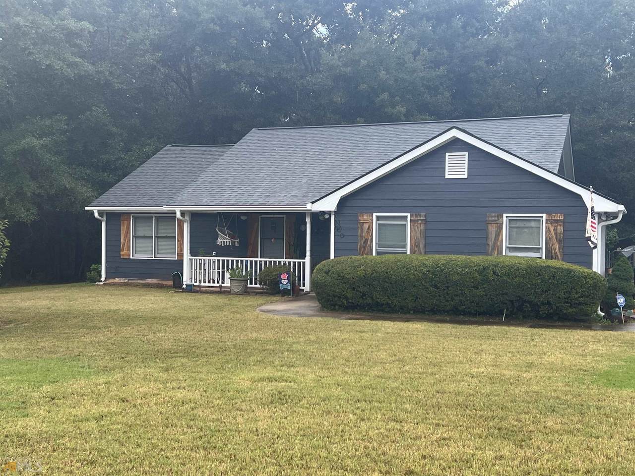 160 Chimney Court - Photo 1