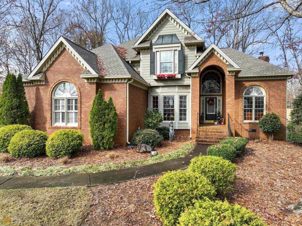 4629 Royal Lakes Drive - Photo 1