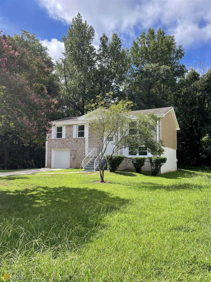 6817 Maddox Road - Photo 1
