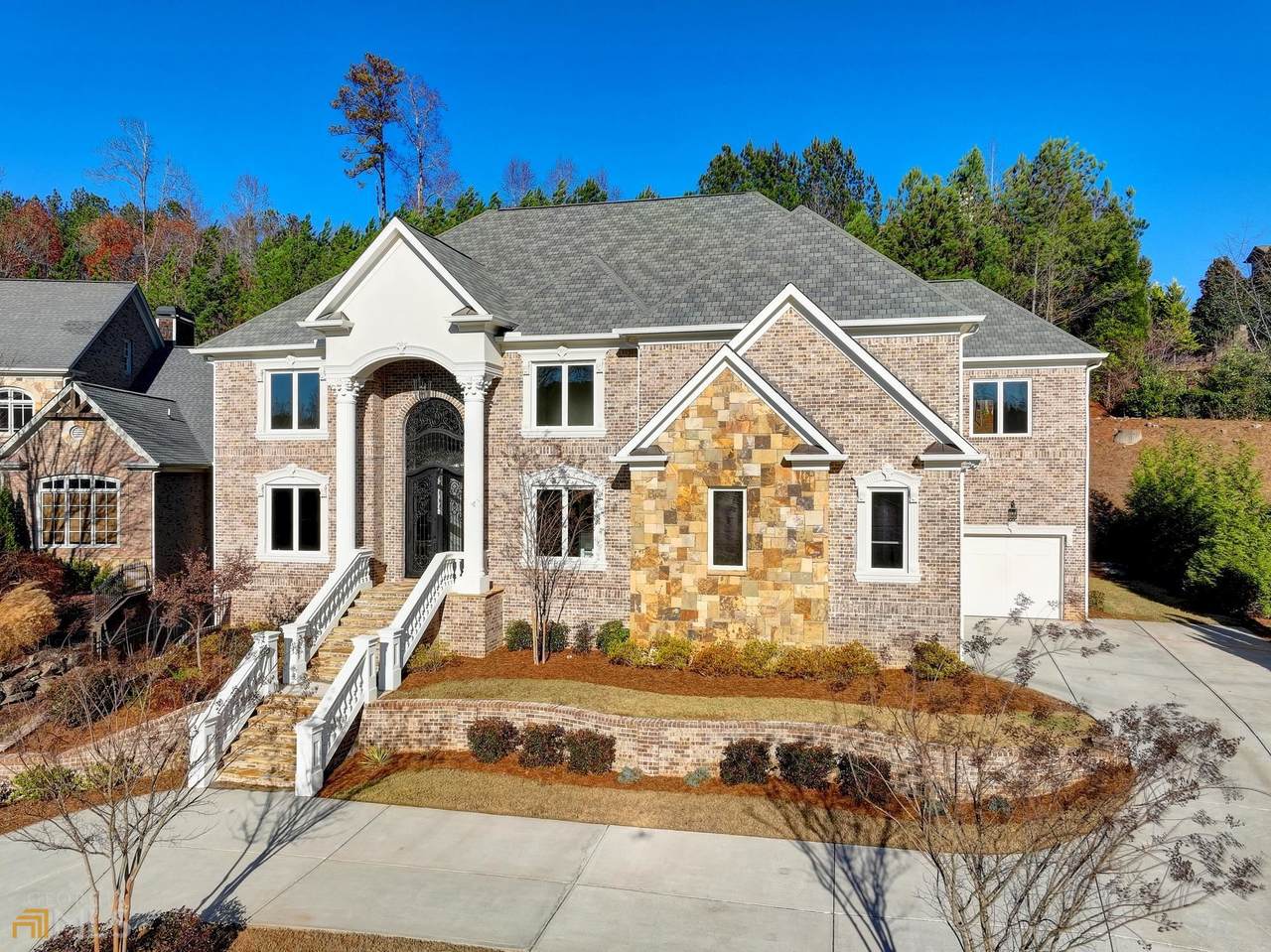 8355 Colonial Place - Photo 1