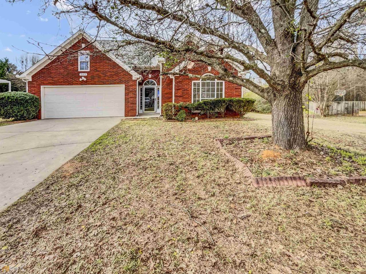 385 Jasmine Drive - Photo 1