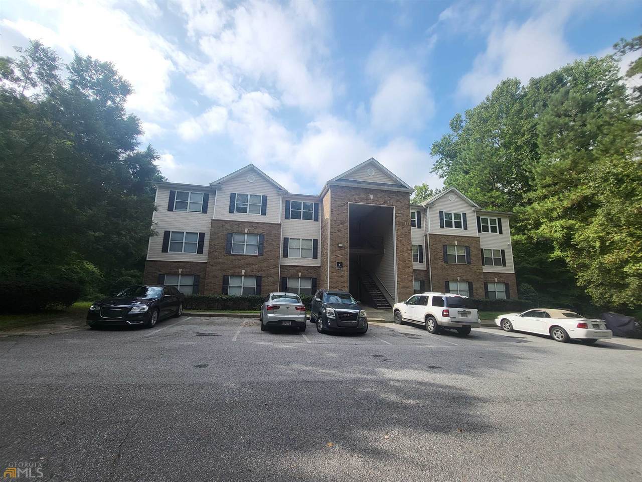 3219 Fairington Drive - Photo 1