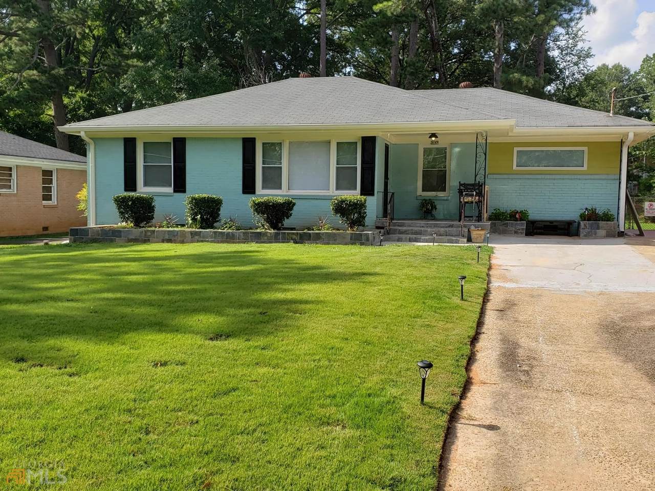 3242 Bonway - Photo 1