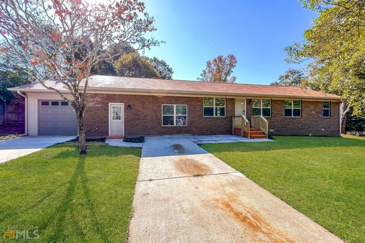 1677 Pheasant Drive - Photo 1