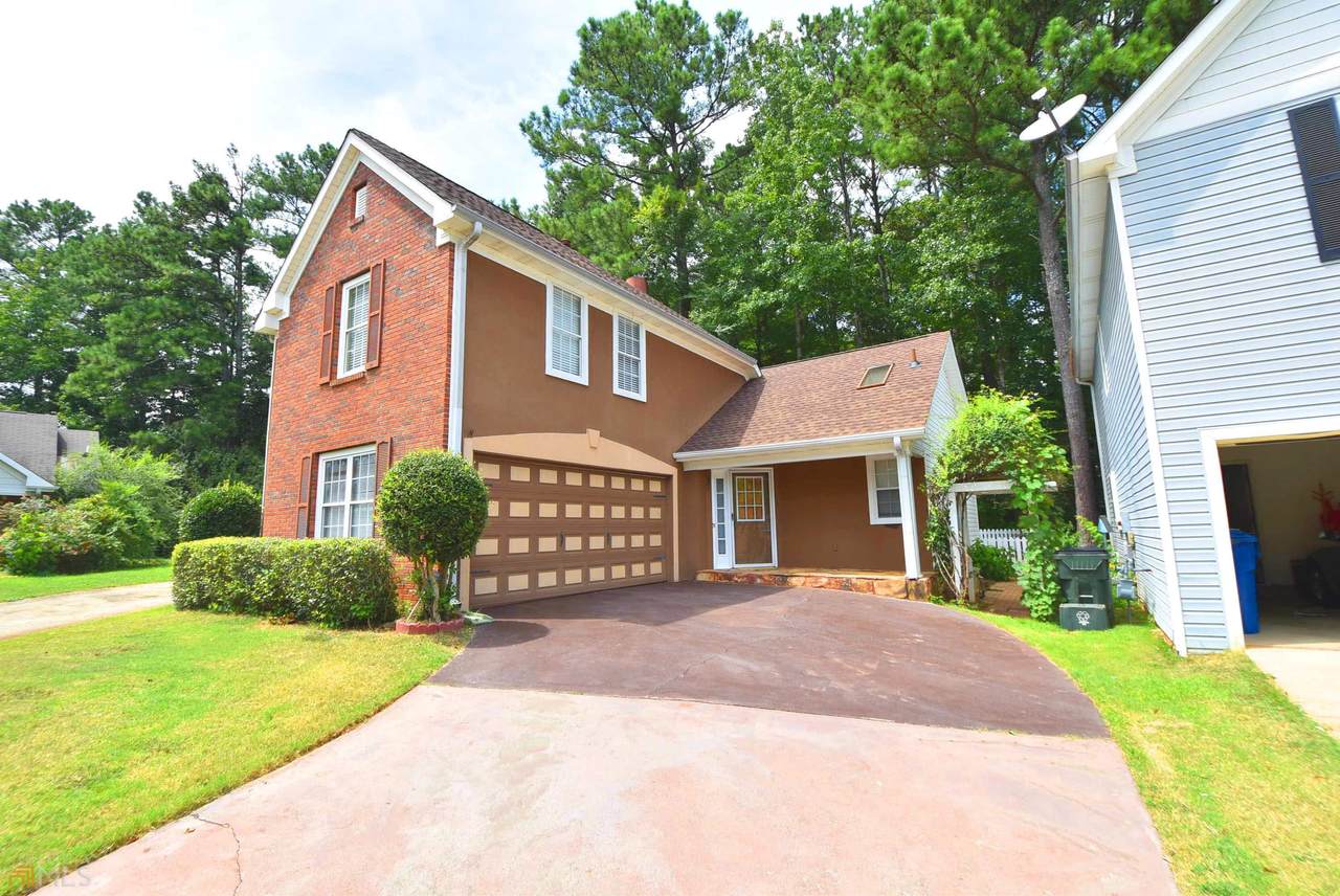571 Fairfield Drive - Photo 1