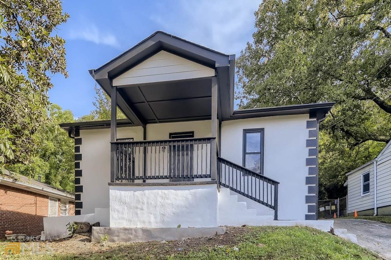 1878 Tremont Drive - Photo 1