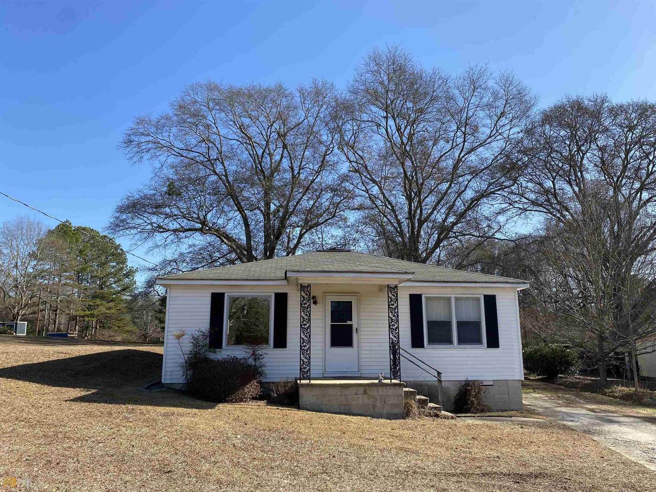 654 Fairview Road - Photo 1
