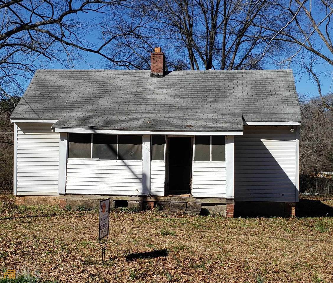 305 Oak Street - Photo 1