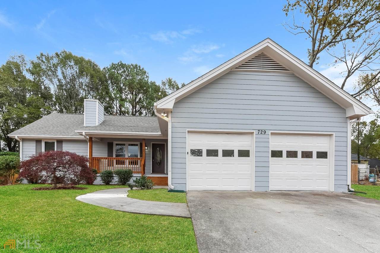 729 Fallowfield - Photo 1