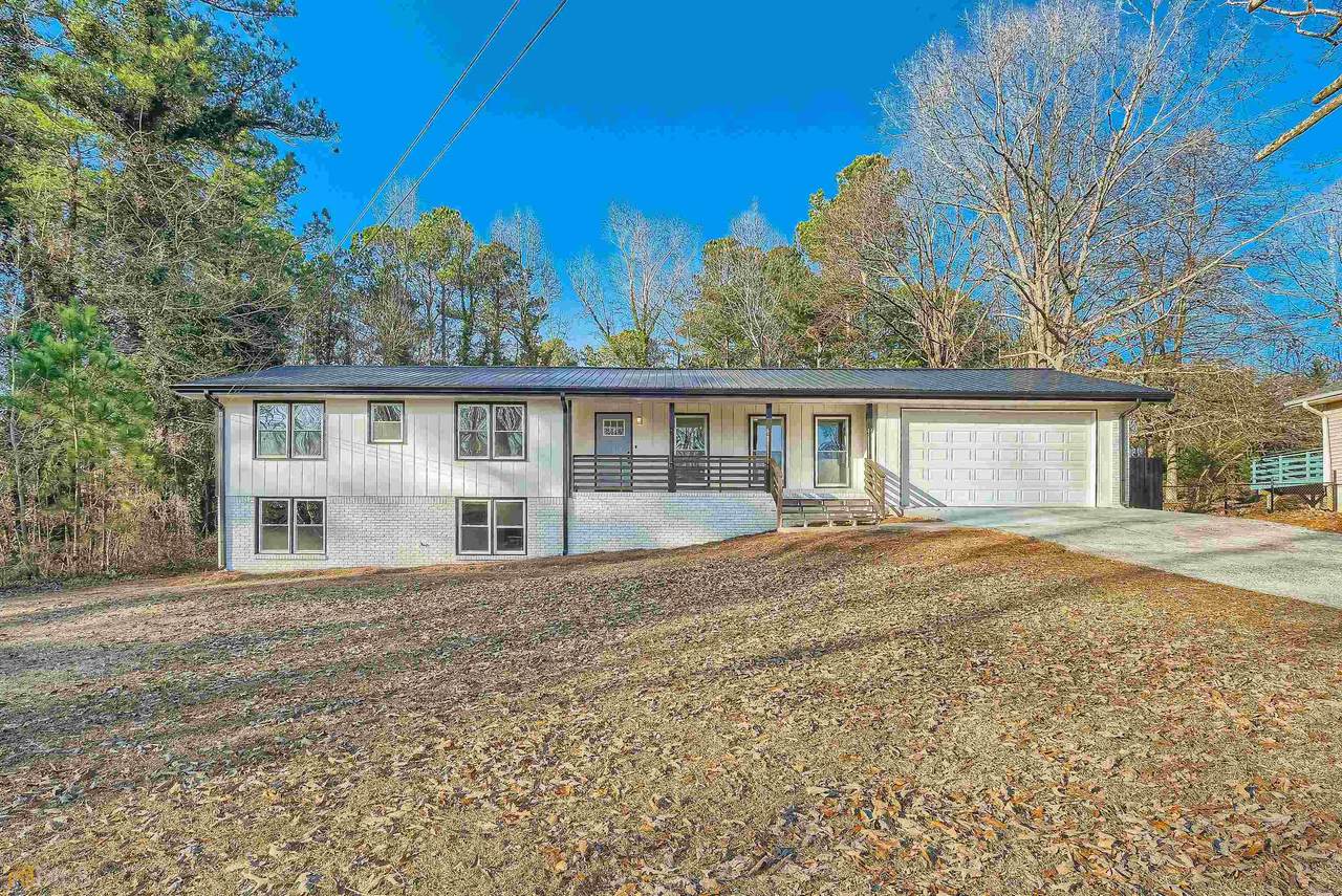 3900 Lisas Drive - Photo 1