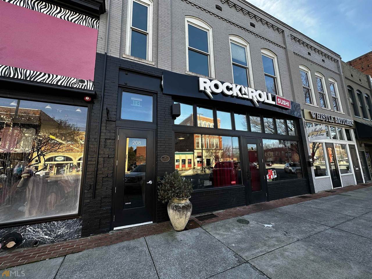 208 Broad Street - Photo 1