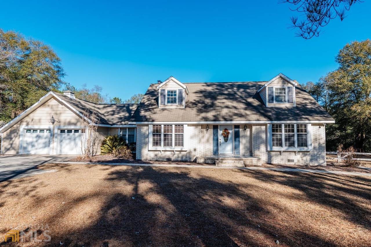 7737 Columbus Road - Photo 1